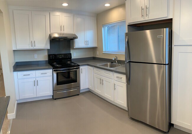 Foto del edificio - 2928 Driftwood Dr