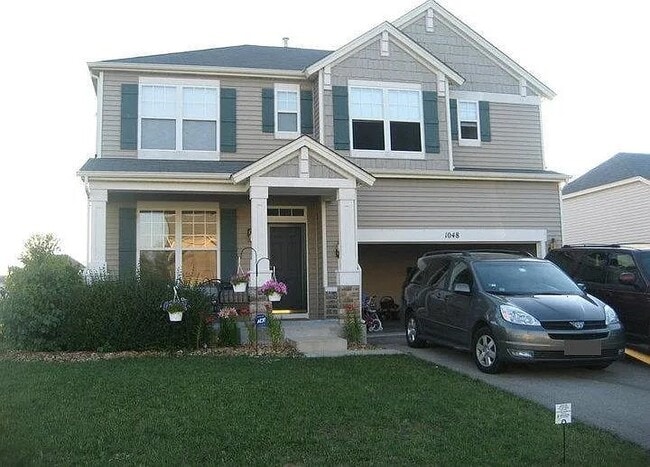Building Photo - 1048 MacKenzie Dr