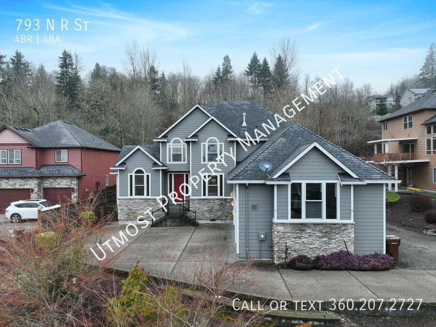 Foto principal - Beautiful 4BD Washougal home with 2 master...