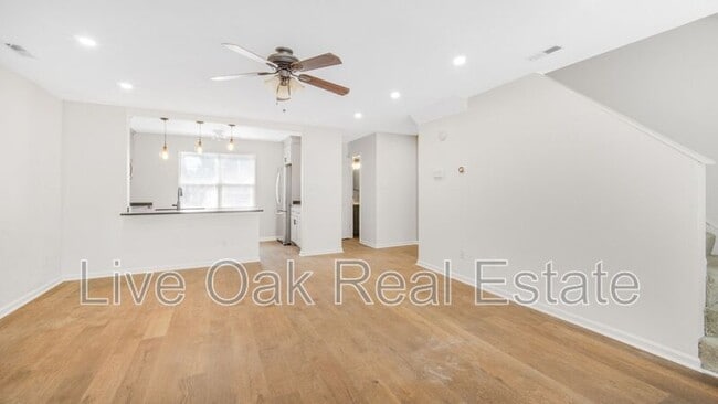 Foto del edificio - 519 W 20th St
