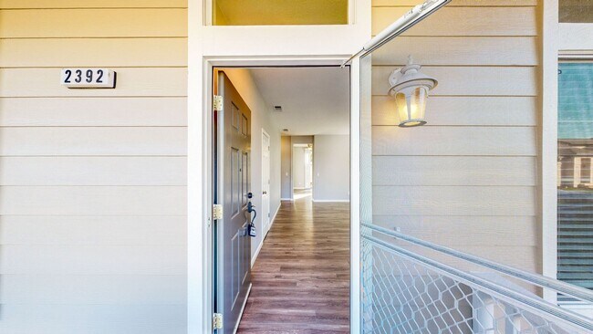 Foto del edificio - Gorgeous 3 Bedroom 2 Bathroom Single Famil...