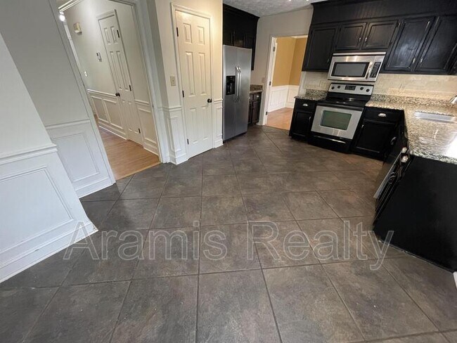 Foto del edificio - 3045 Vicksburg Dr