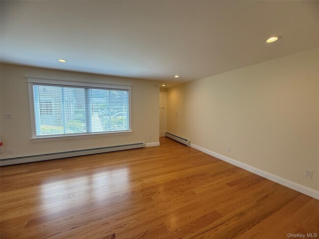Foto del edificio - 250 Beechwood Ave
