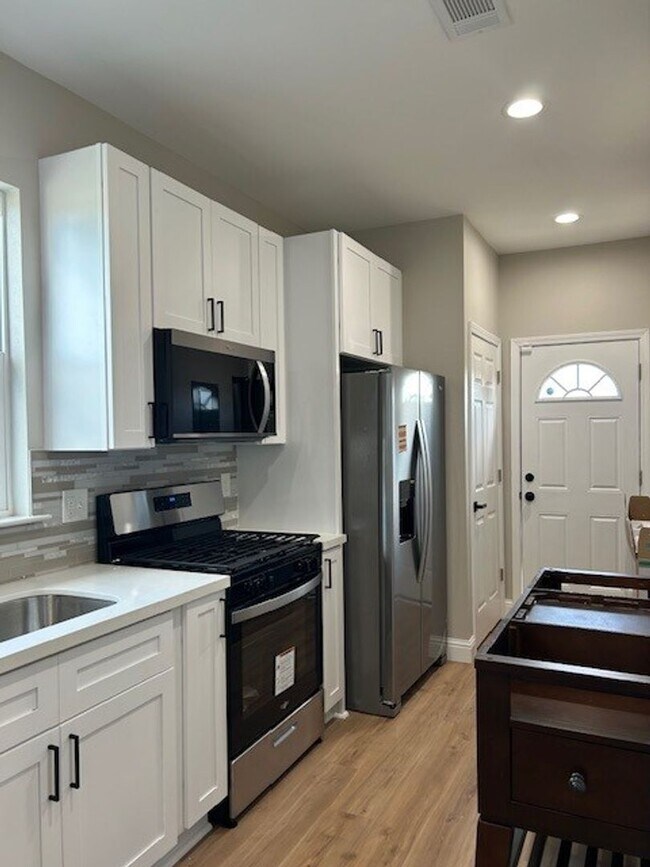 Foto del edificio - 1828-1830 Benefit Street