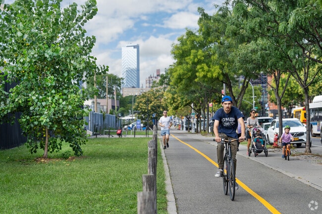 Brooklyn Waterfront Greenway links Cobble Hill cyclists to the rest of NYC.