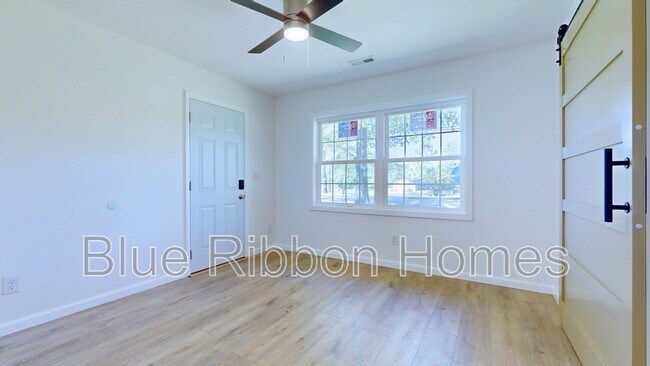 Foto del edificio - 2506 Byington Beaver Ridge Rd
