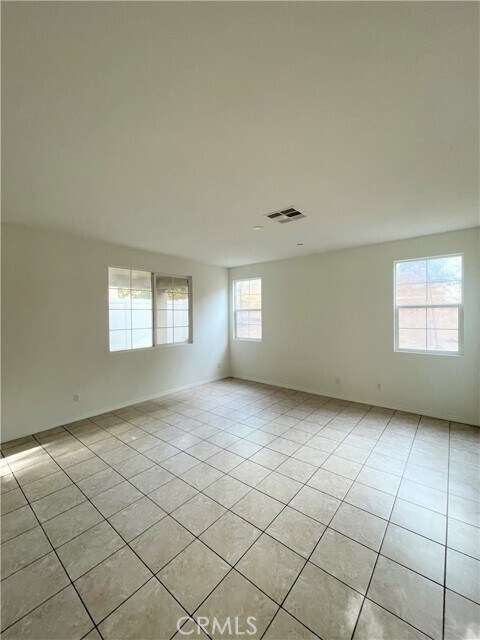 Building Photo - 2915 S Via Belamaria