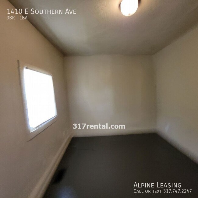 Building Photo - Beautiful 3 bedroom