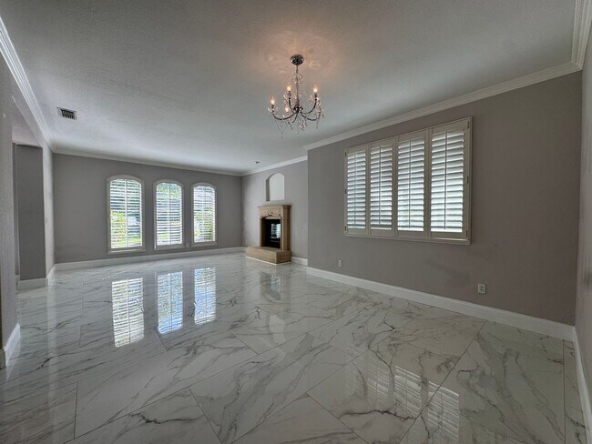 Foto del edificio - 360 Allenwood Ct
