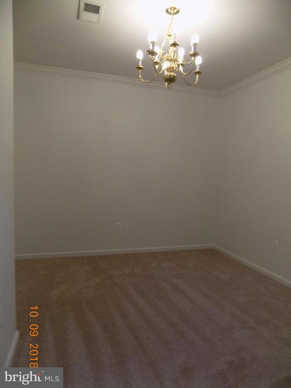 Building Photo - 6506A Wiltshire Dr