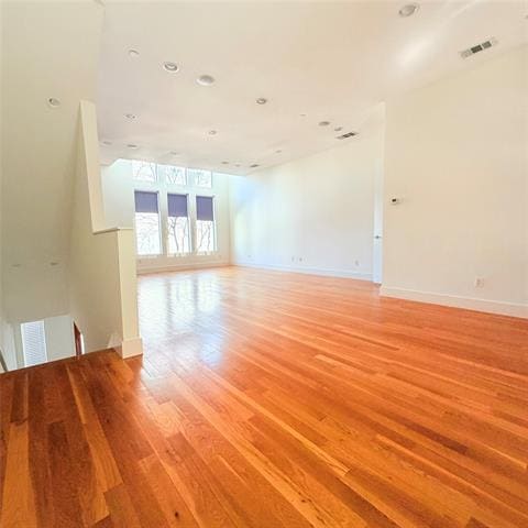 Foto del edificio - 1600 N Haskell Ave.