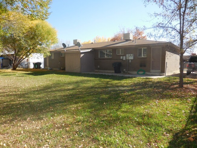 Building Photo - 364 W 310 N