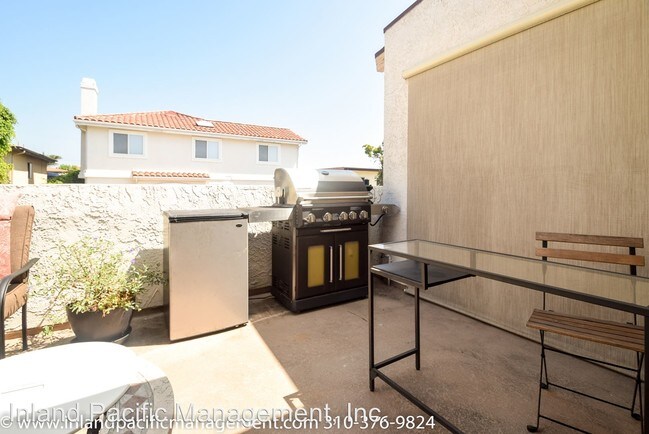 Foto del edificio - 1709 Marshallfield Ln
