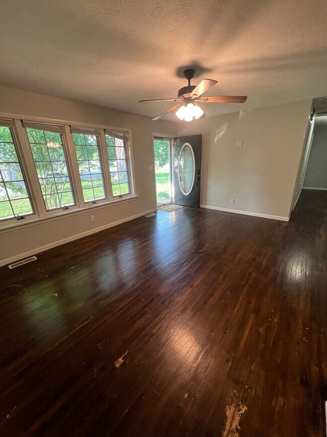 Foto del edificio - Move in Ready!