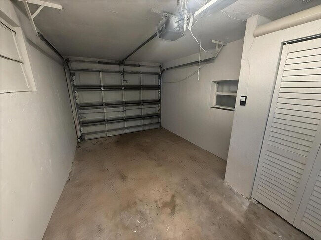 Foto del edificio - 730 SE 3rd Terrace