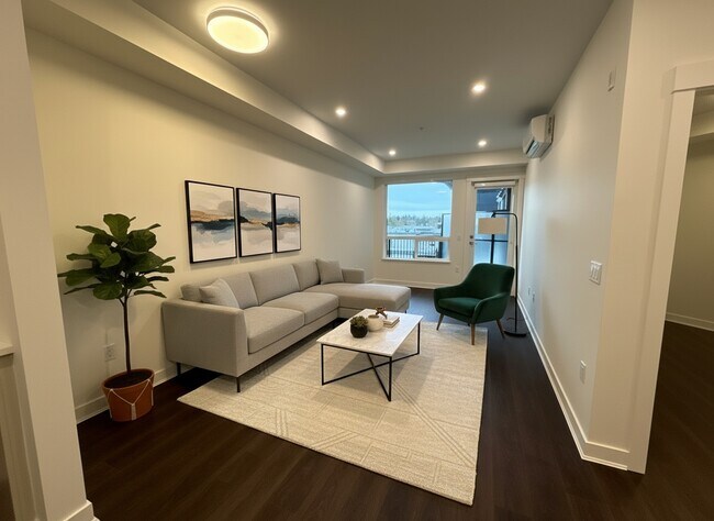 Building Photo - 5382-200 200 St