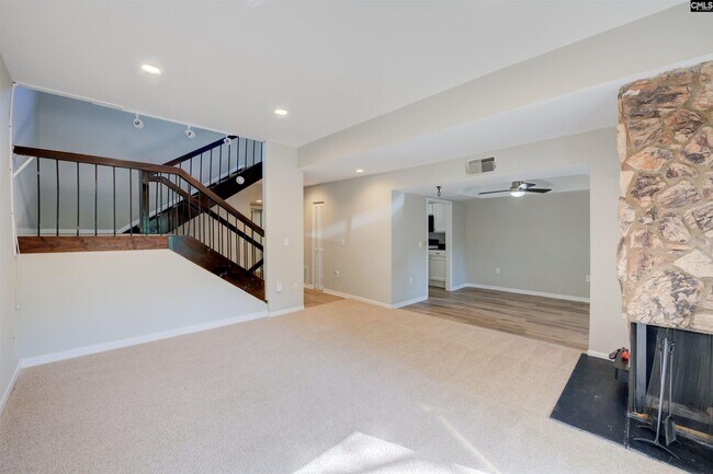 Building Photo - 2036 Watermark Pl