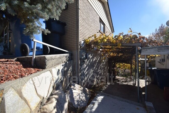 Photo - 3582 E Mardonna Way House