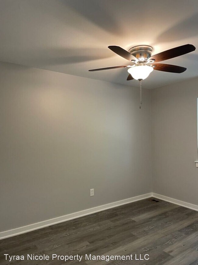 Building Photo - 2 br, 2 bath House - 22148 Dante Apt. 212