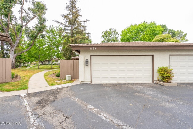 Building Photo - 1162 Stonewall Cir