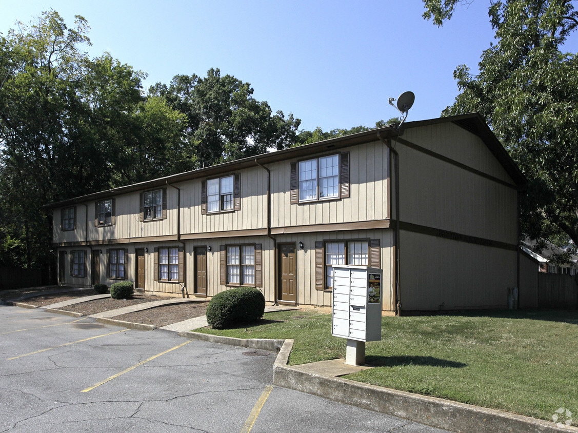 124 N Erwin St, Cartersville, GA 30120 Apartments in Cartersville, GA