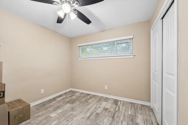 Building Photo - 3711 Manor Ln