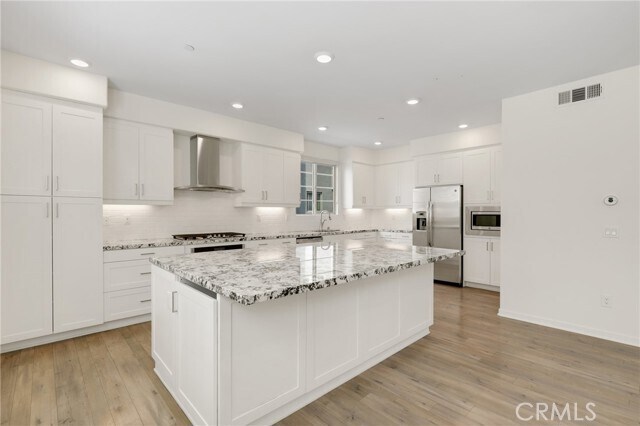 Building Photo - 175 Cadence
