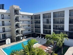 Building Photo - 201 178th Dr