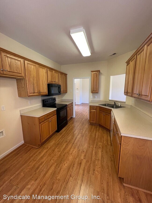 Building Photo - 3 br, 2 bath House - 5115 Duncan Rd.