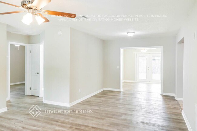 Building Photo - 1374 Tuscola St