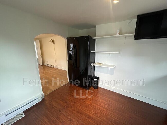 Building Photo - 153 N Hanover St
