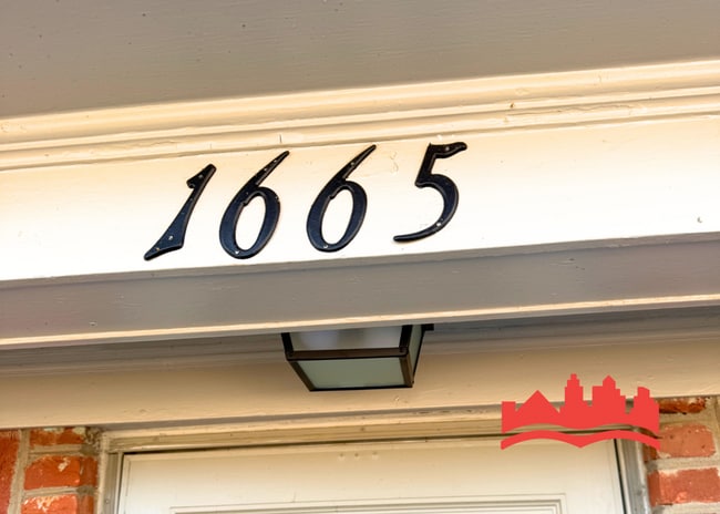 Foto del edificio - Welcome to this charming 3-bedroom, 1-bathroom home located in the vibrant city of Memphis, TN