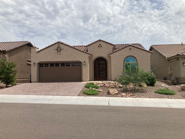 Foto del edificio - 55+ Furnished Short Term Dove Mountain Beauty