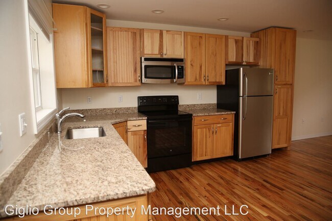 Building Photo - 1308 Winton St