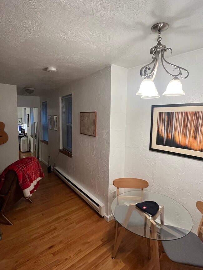 Foto del edificio - 10 Symphony Rd