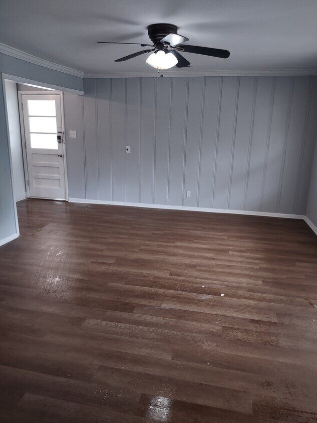 Building Photo - AANM Investments Scottsboro