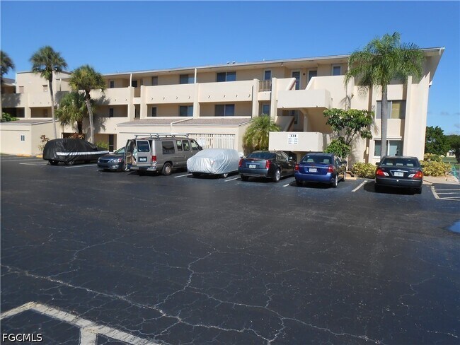 Foto del edificio - 331 Joel Blvd