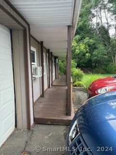 Building Photo - 305 Redstone Hl Rd