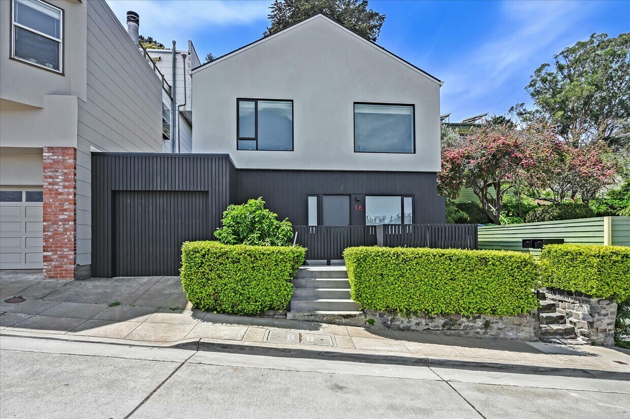 16 Laidley St, San Francisco, CA 94131 Townhome Rentals in San Francisco CA