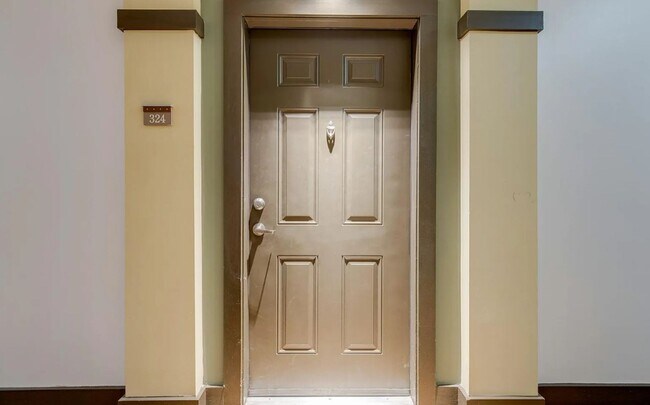 Foto del edificio - Stylish Condo in the Heart of Nashville – ...