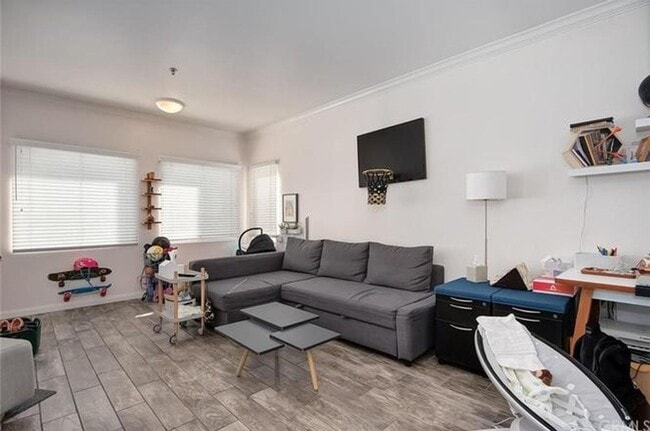 Building Photo - 1605 Seal Beach Blvd