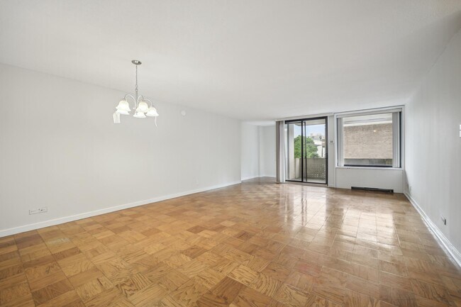 Building Photo - 490 M St NW