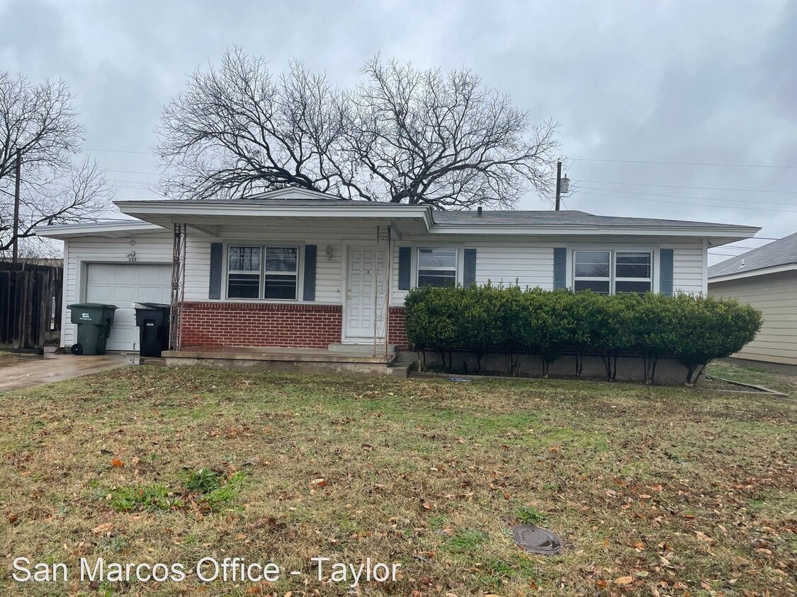 Primary Photo - 3 br, 2 bath House - 111 S. 41st Street