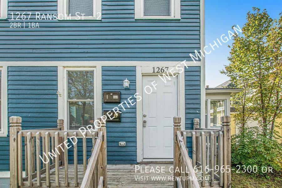 Building Photo - Available Now | Upper 2 Bedroom 1 Bathroom...