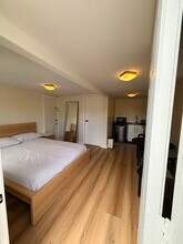 Building Photo - 1295 Foothill Dr