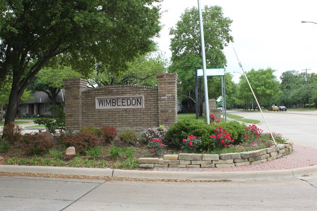 Foto del edificio - 2419 Kingsford Ct
