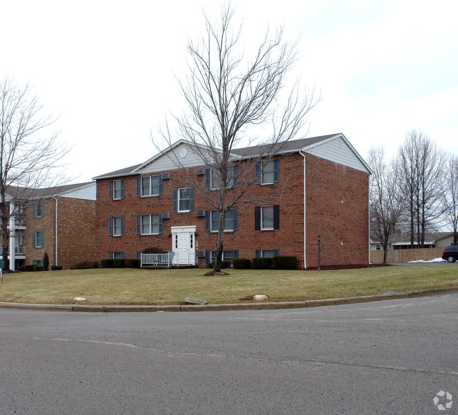 Primary Photo - 75 Carter Cir