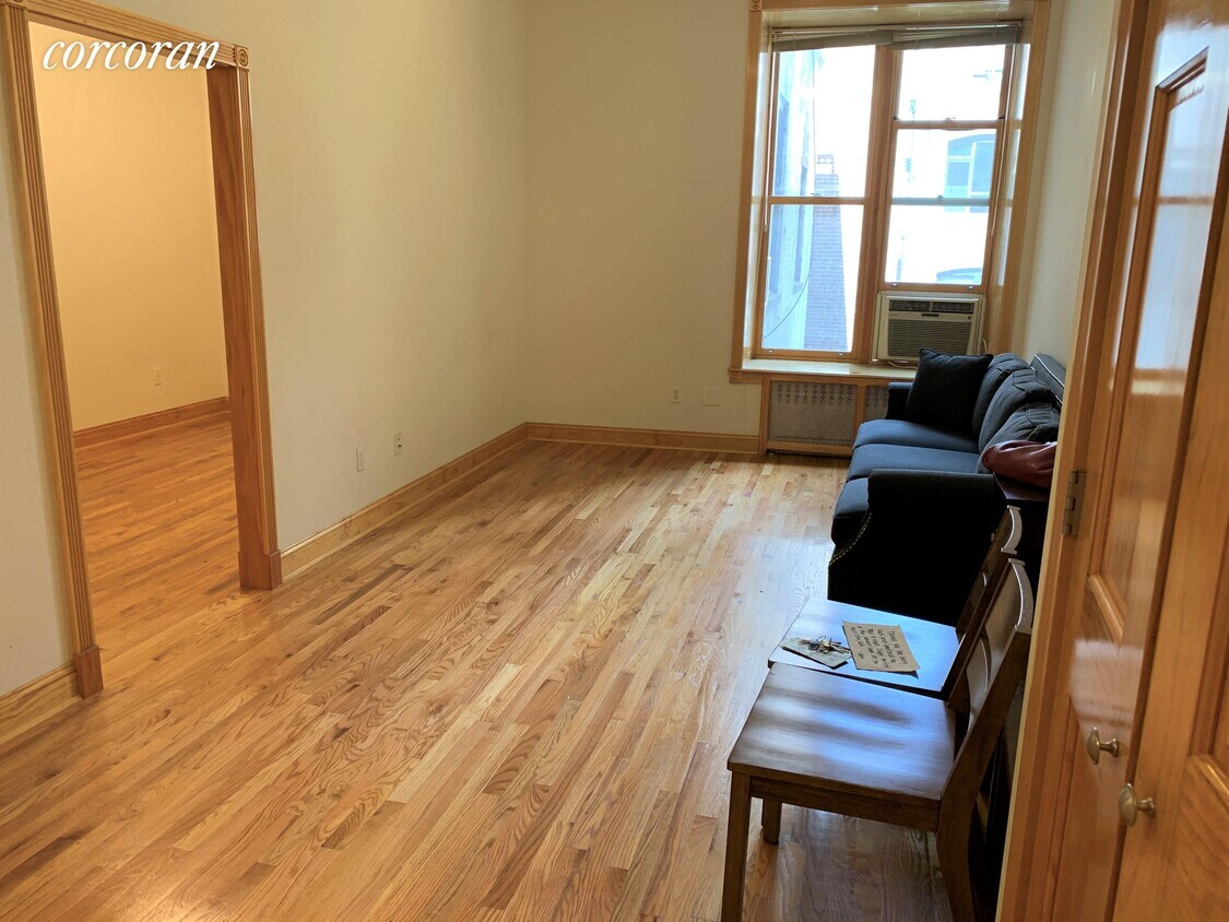 Foto principal - 265 W 72nd St