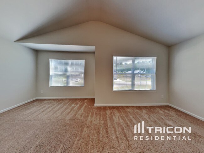 Building Photo - 125 Ivy Bank Dr