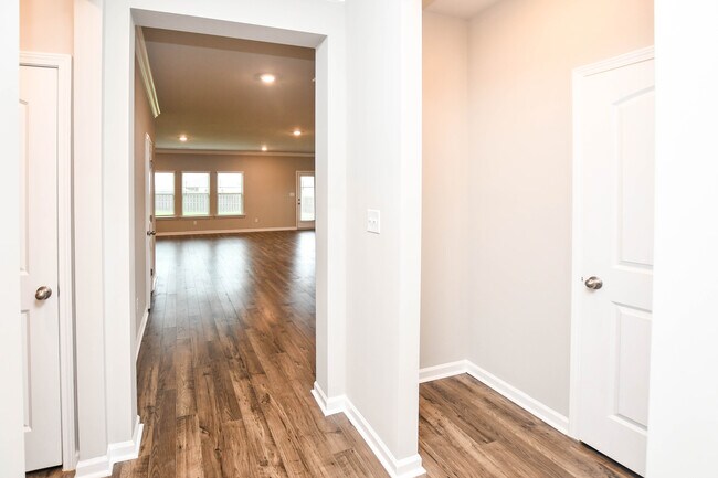 Foto del edificio - 102 Duskwood Dr